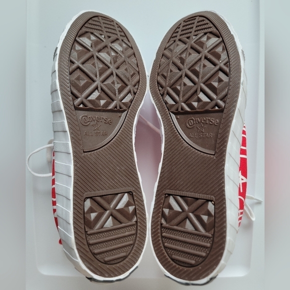 NWOT Converse UNT1TL3D "Not A Chuck" High Top Sneaker - Picture 5 of 7